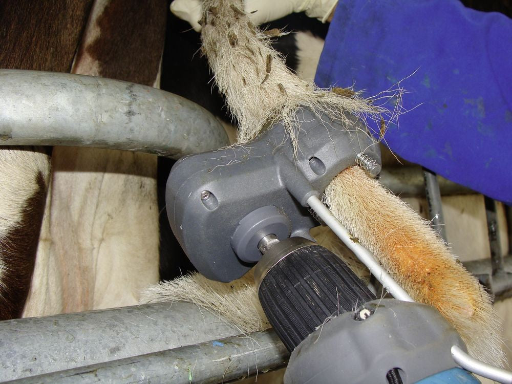 Power tail trimmer