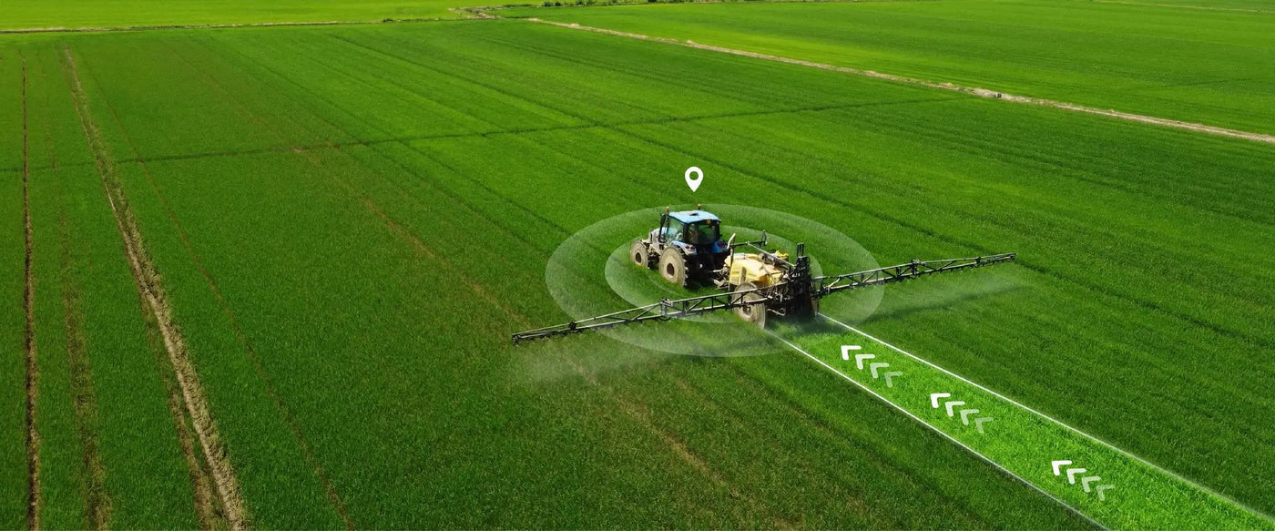 sveaverken trattore in un campo