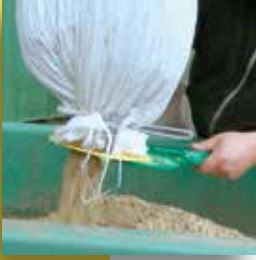 Dosatore per mangimi e pellet- cone-r bag
