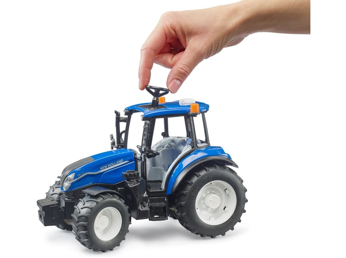 Trattore Bruder New Holland T5.120 - 02184