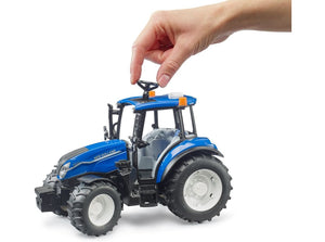 Trattore Bruder New Holland T5.120 - 02184